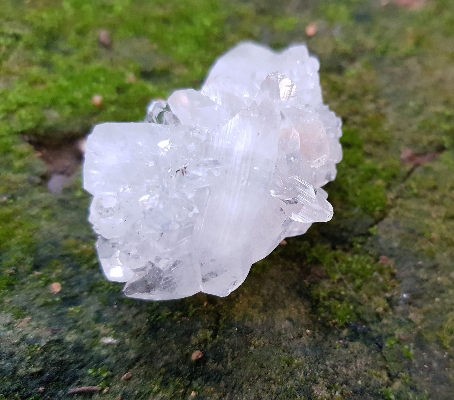 Small Natural Apophylite Crystal Cluster, Double Terminated Mineral, Healing Crystal, Mineral Specimen, Mineral Collection - LunarGem -