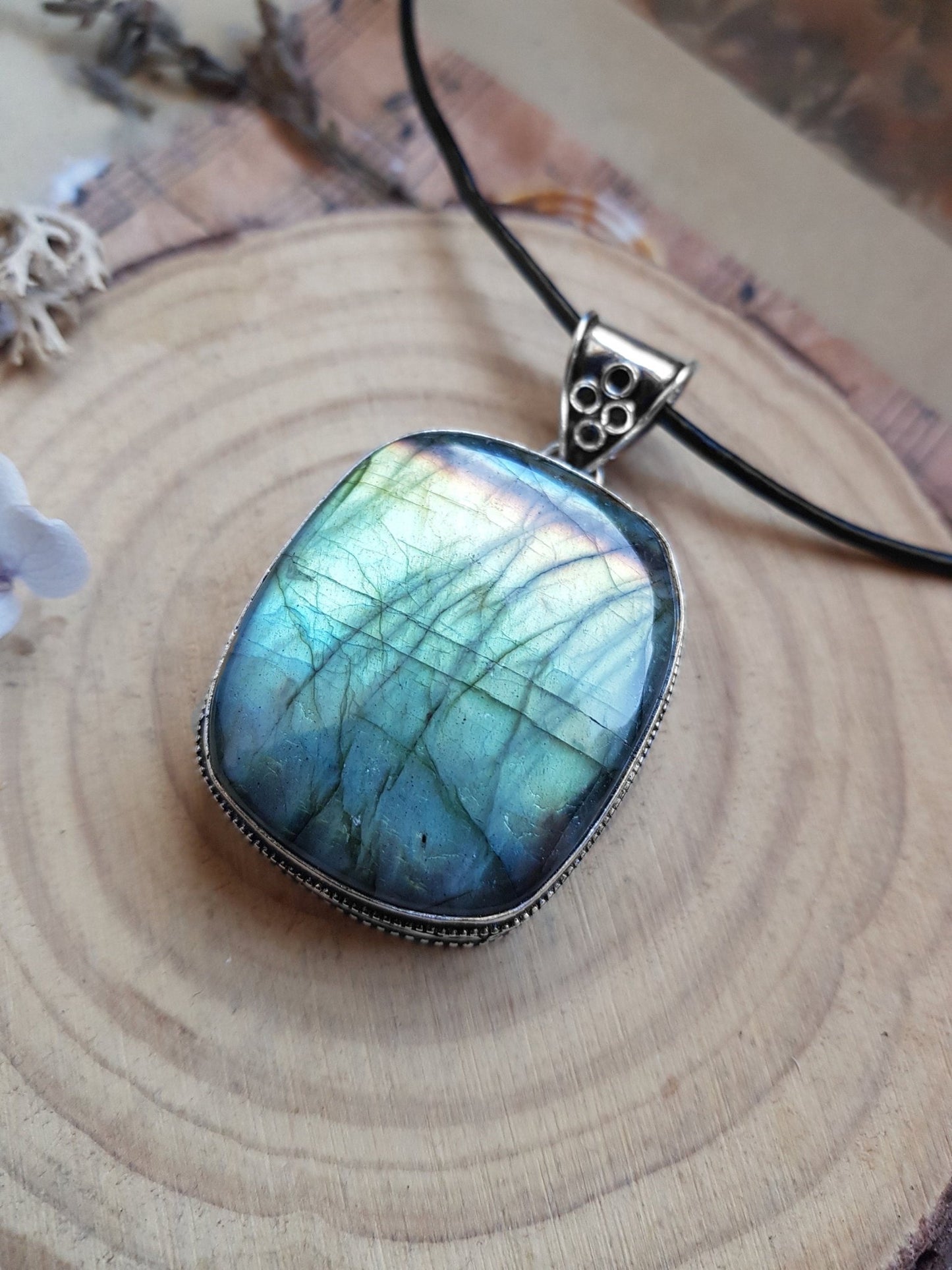 Sterling Silver Labradorite Pendant: Boho Statement Jewelry - LunarGem -