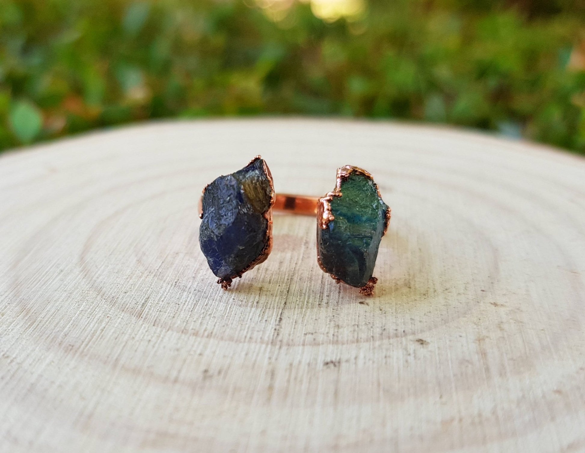 Electroformed Copper Ring, Adjustable Raw Labradorite Stone - LunarGem - 