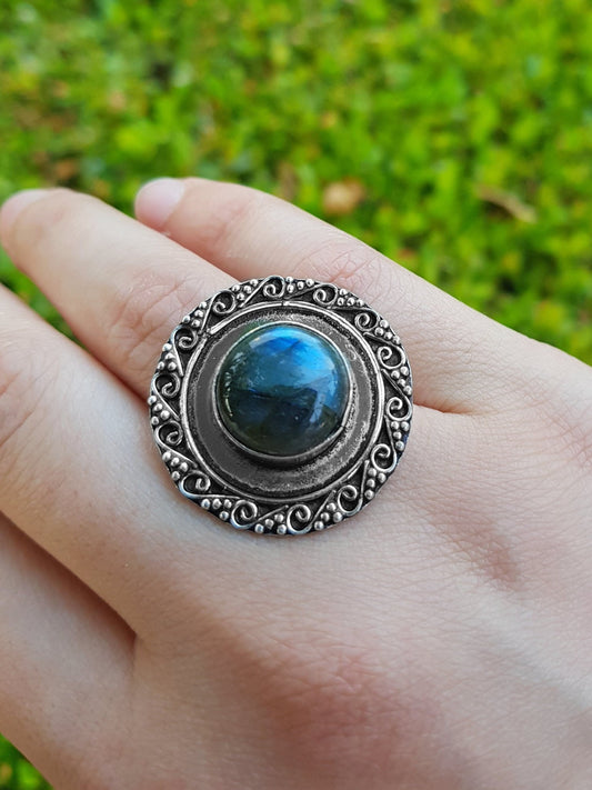 Labradorite Statement Ring: Recycled Sterling Silver Boho Ring, US Size 7 - LunarGem - 