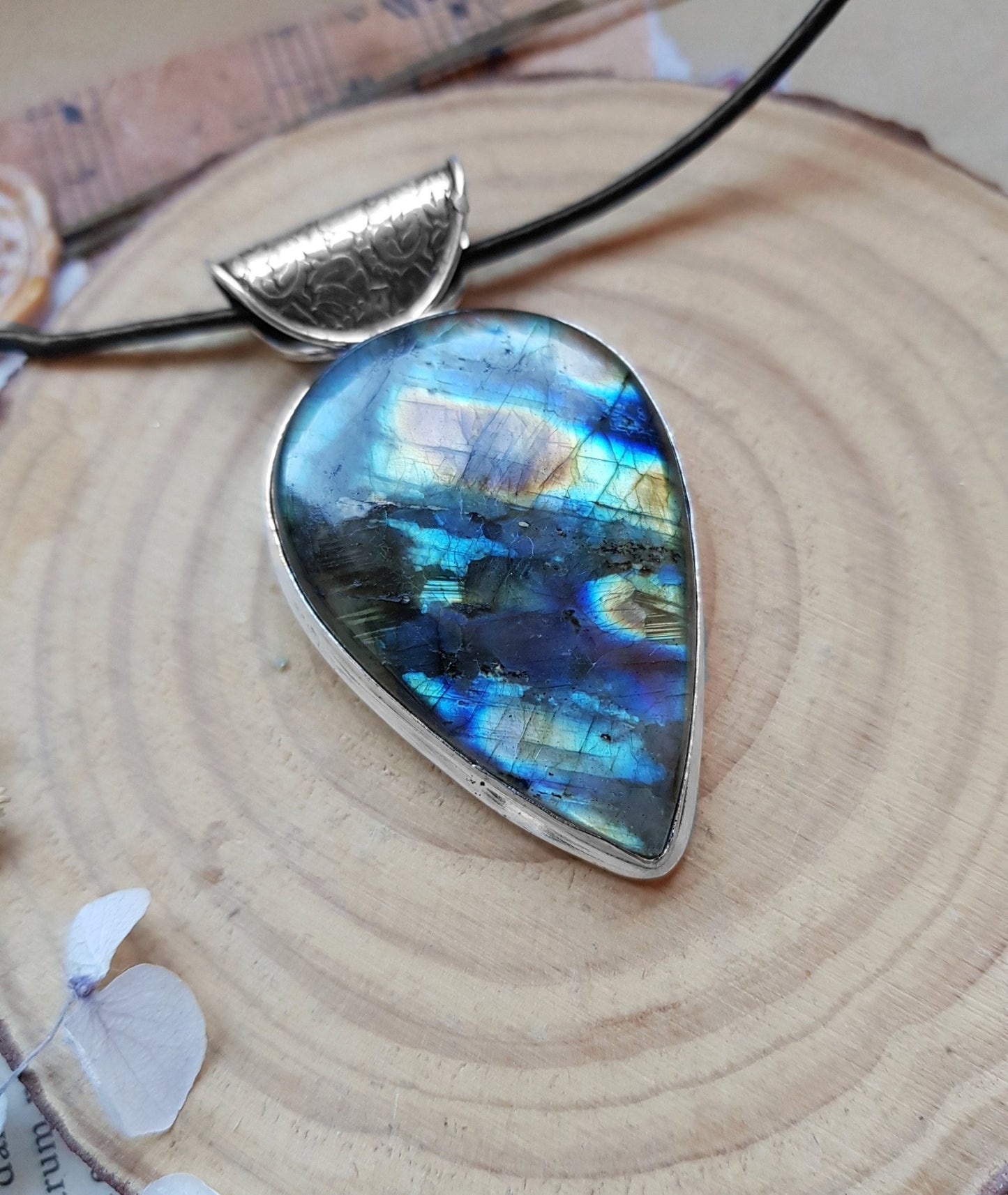Labradorite Sterling Silver Pendant: Boho Statement Necklace - LunarGem - 