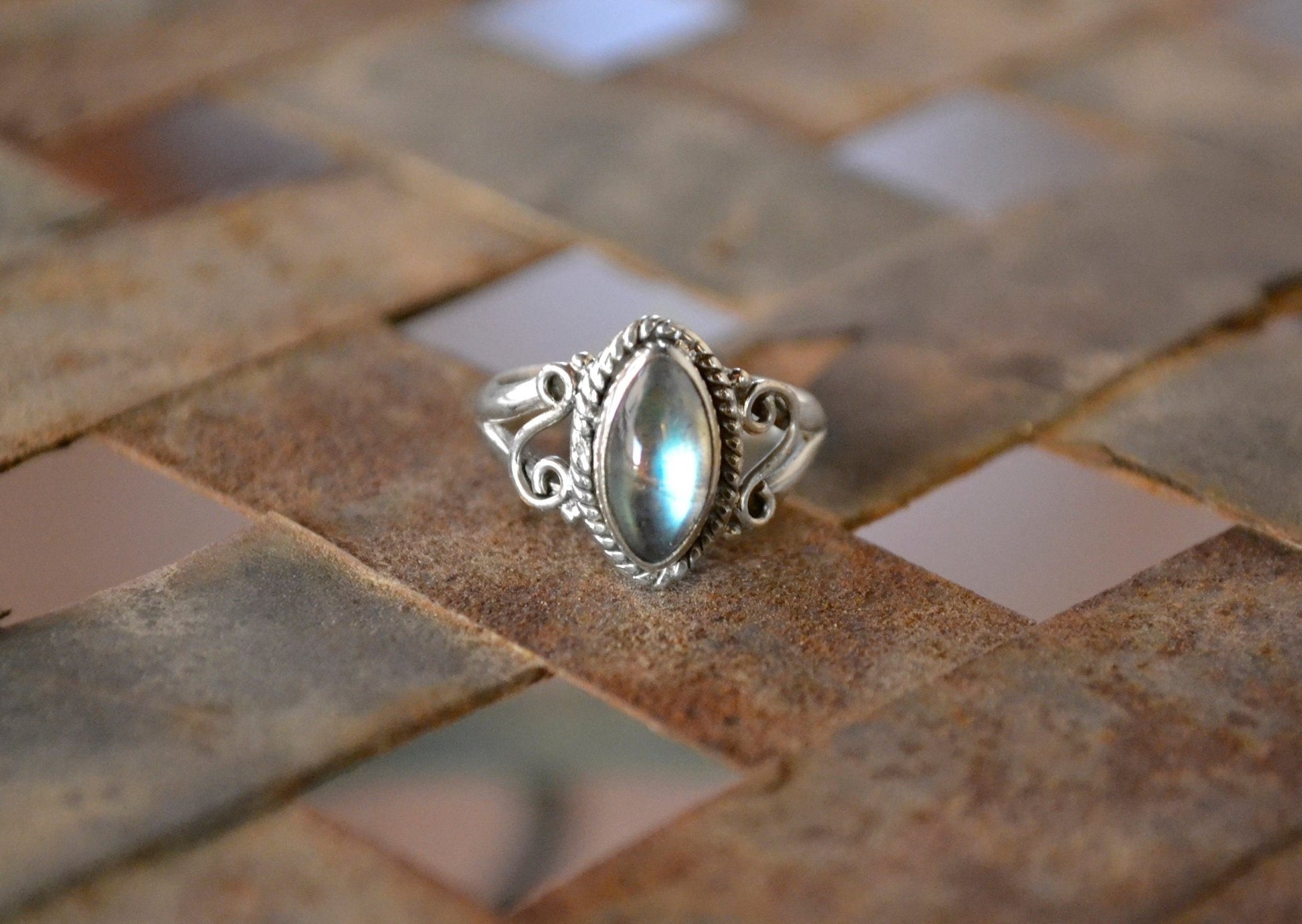 Marquise Labradorite Ring: Sterling Silver Swirl, Elvish Boho Jewelry - LunarGem - Jewelry