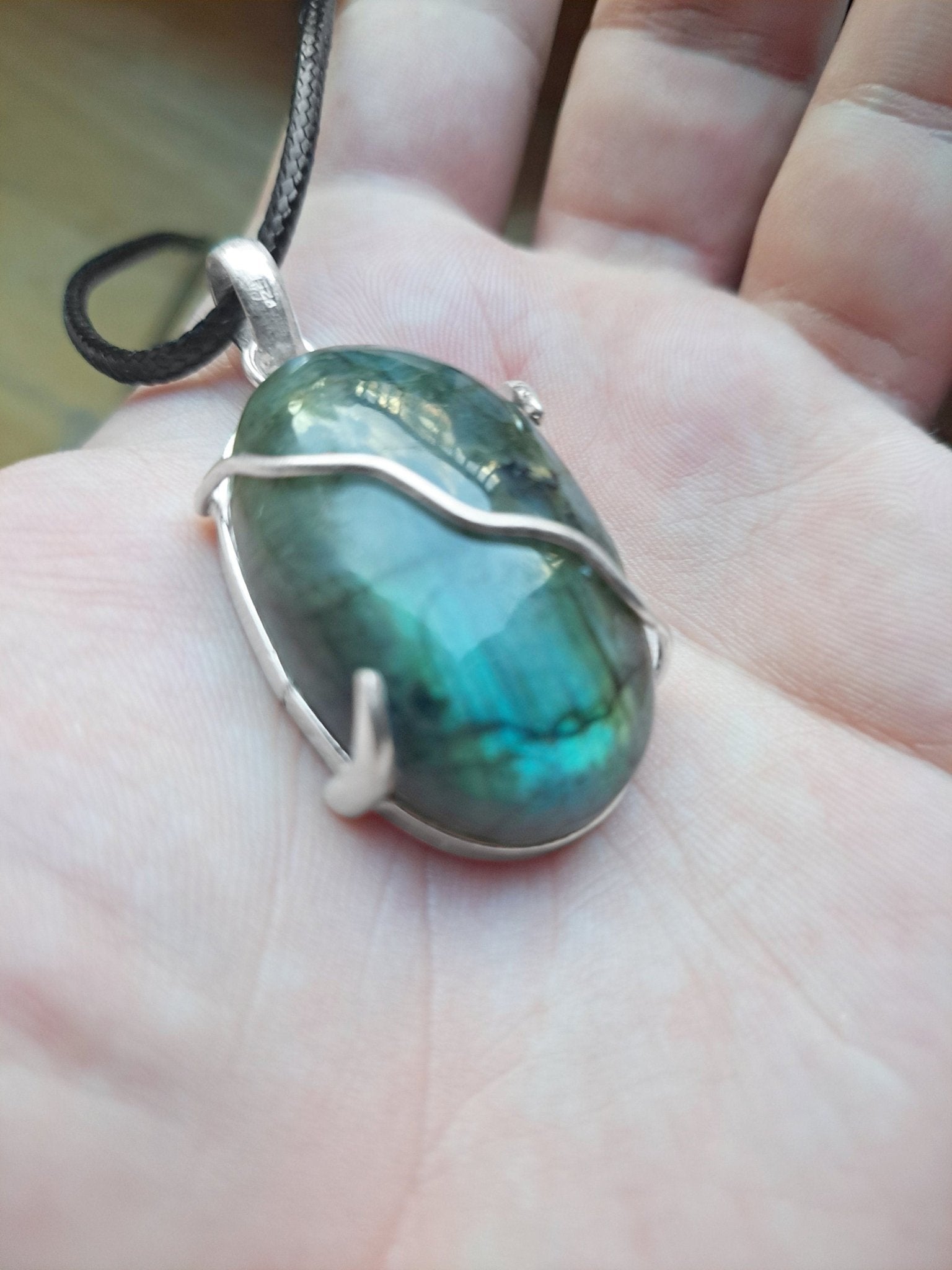 Natural Labradorite Sterling Silver Pendant - Statement Necklace - LunarGem - 