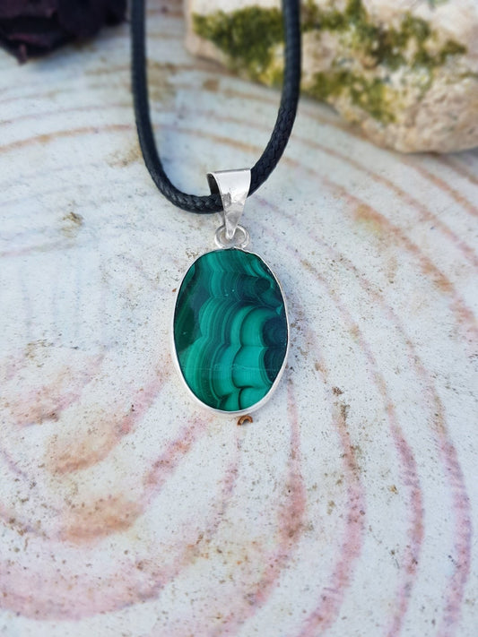 Oval Malachite Pendant: Sterling Silver Boho Necklace - LunarGem - 