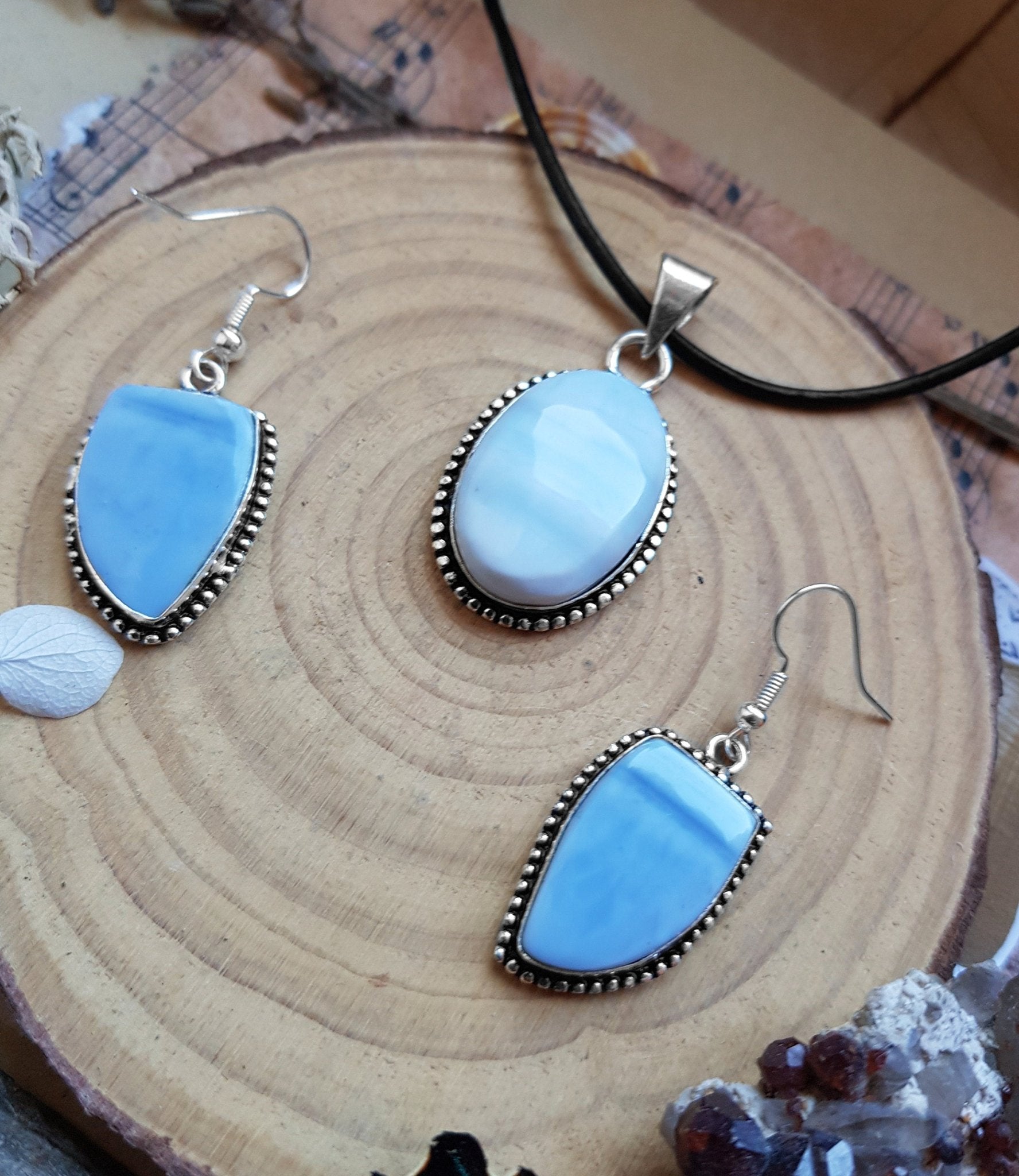 Owyhee Opal Sterling Silver Necklace and Earrings Set - LunarGem - 