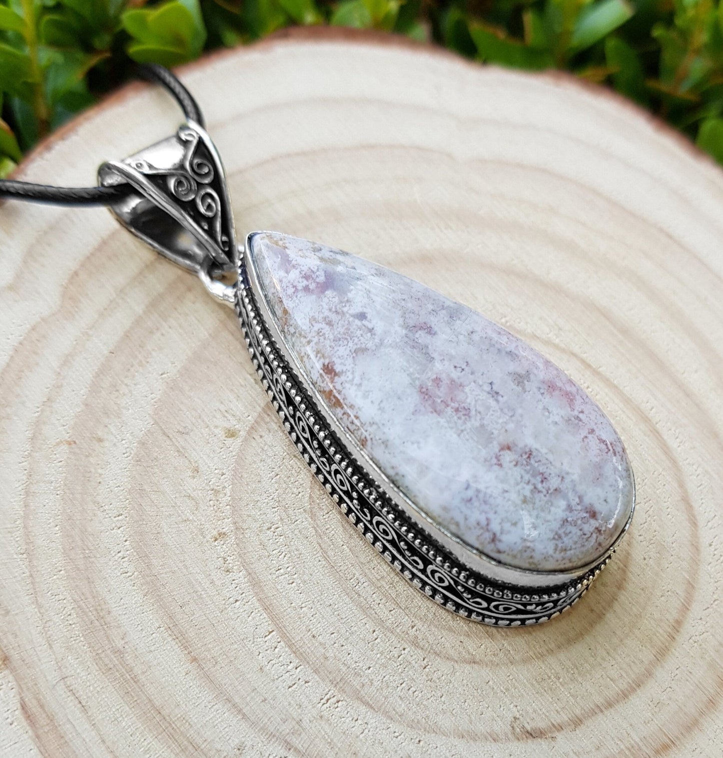 Sterling Silver Agate Pendant Necklace: Boho Statement Jewelry - LunarGem - Necklaces