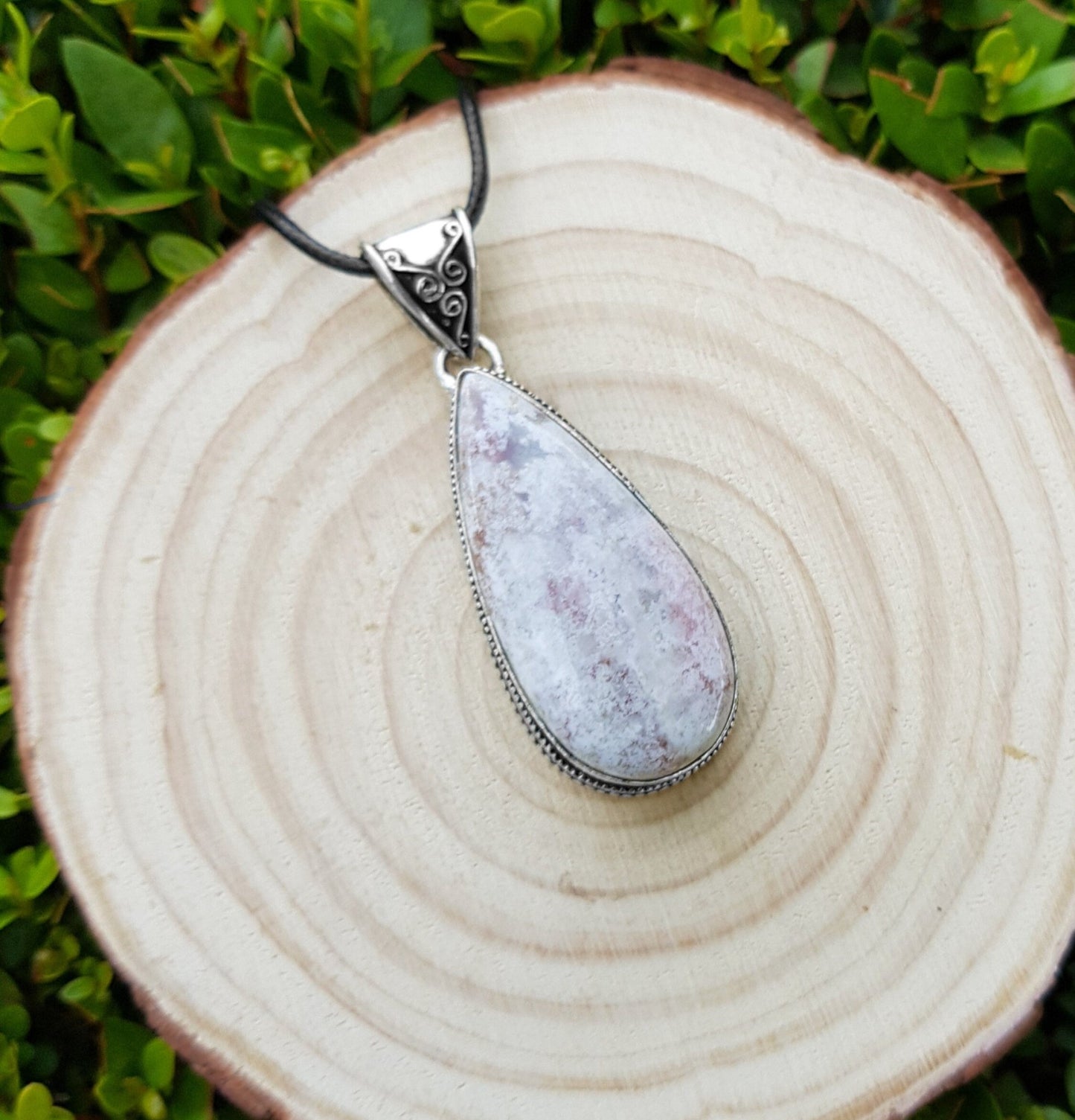 Sterling Silver Agate Pendant Necklace: Boho Statement Jewelry - LunarGem - Necklaces
