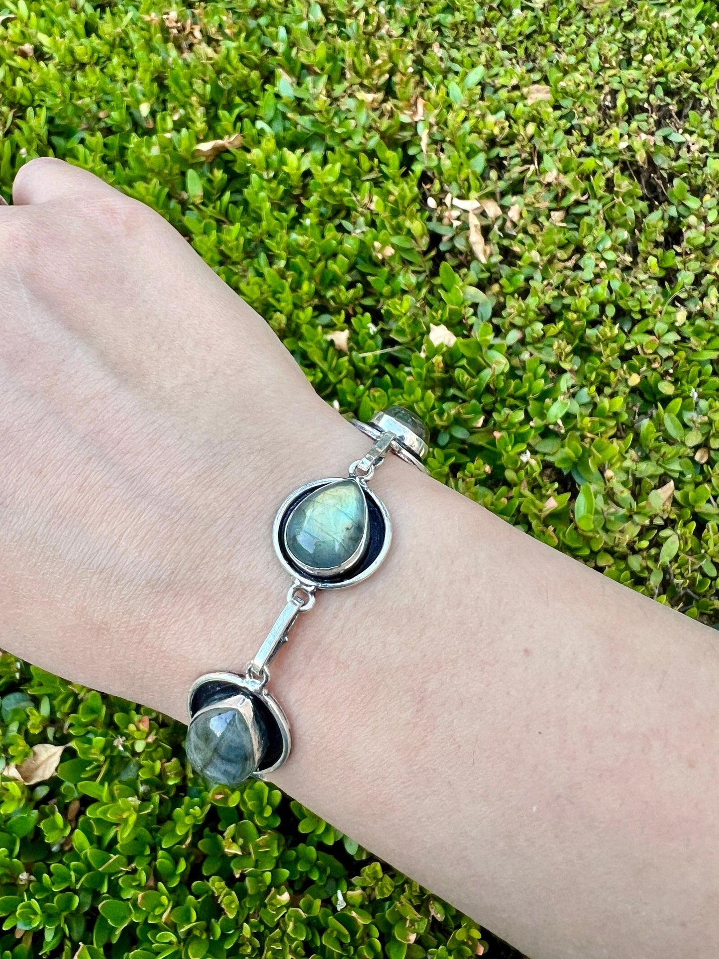Sterling Silver Labradorite Bracelet: Adjustable Gemstone Jewelry - LunarGem - 