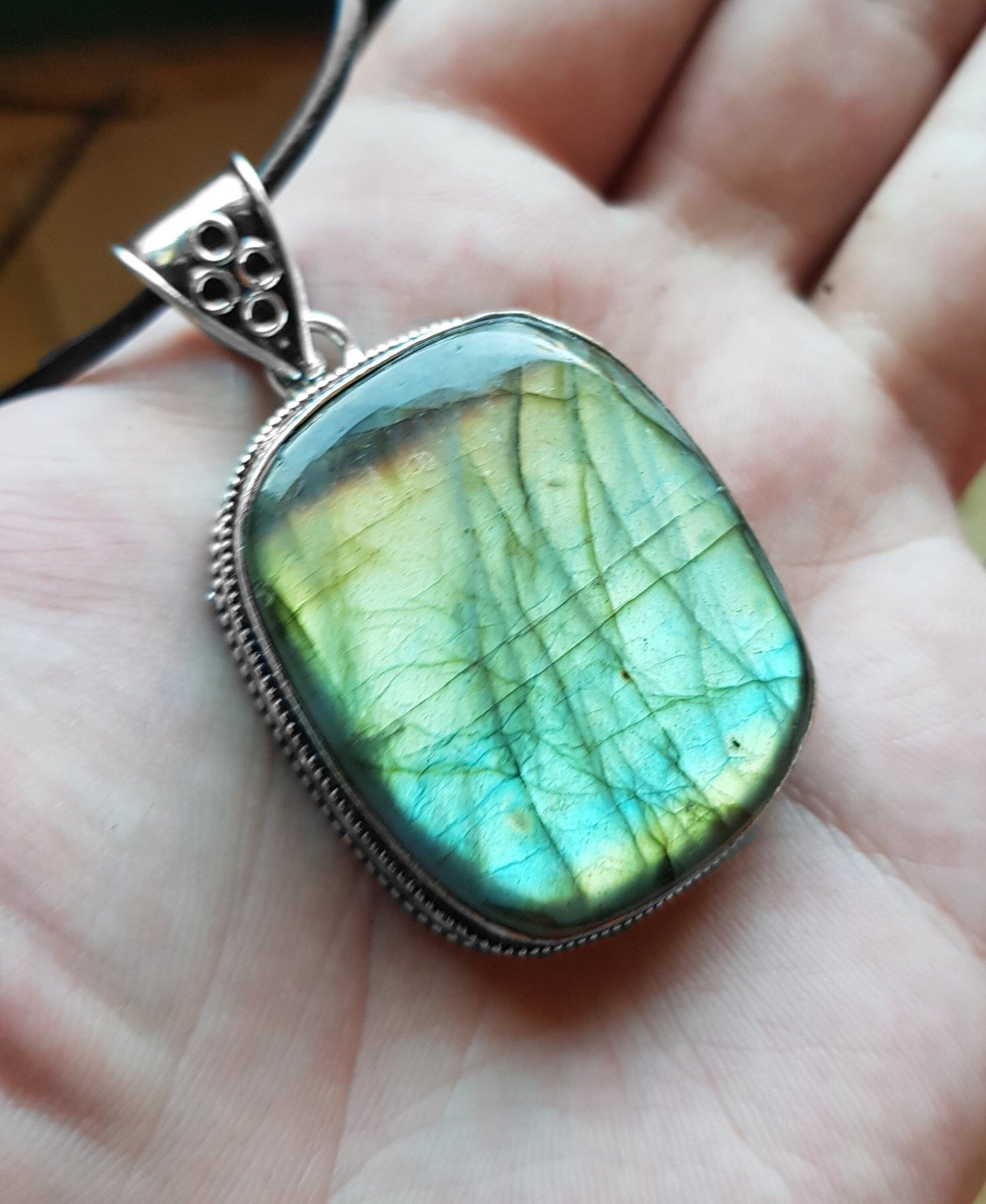 Sterling Silver Labradorite Pendant: Boho Statement Jewelry - LunarGem - 
