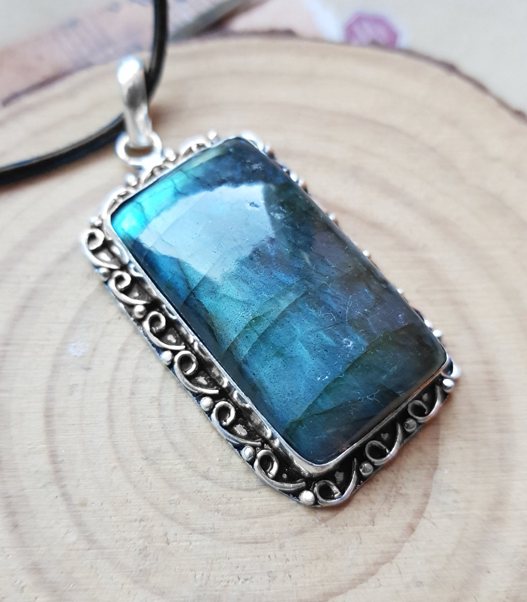 Top Quality Labradorite Pendant In Sterling Silver Statement Pendant Boho Jewellery GypsyJewelry Unique Gift - LunarGem - 