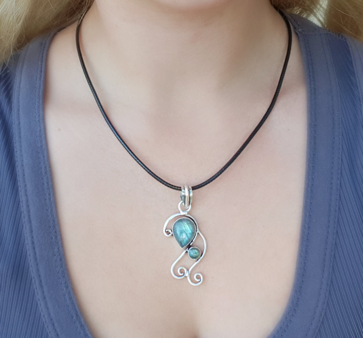 Elegant Labradorite Pendant In Sterling Silver Gemstone Necklace Boho Pendant Unique Gift For Women