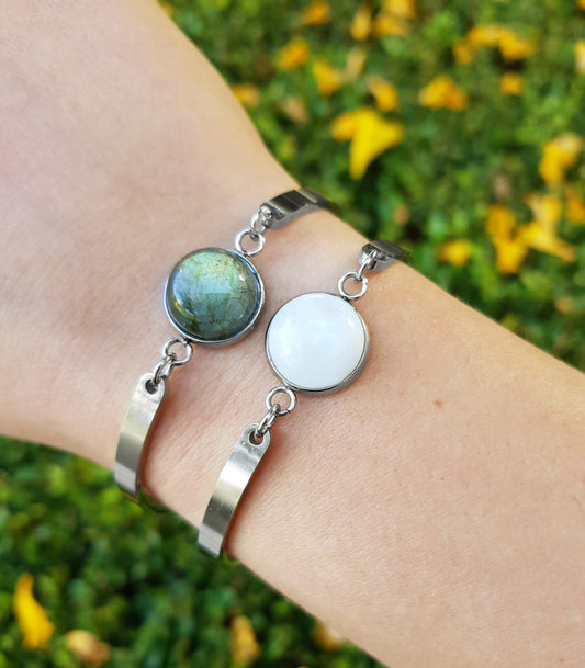 Rainbow Moonstone Labradorite Bracelet In Surgical Stainless Steel Adjustable Bracelet