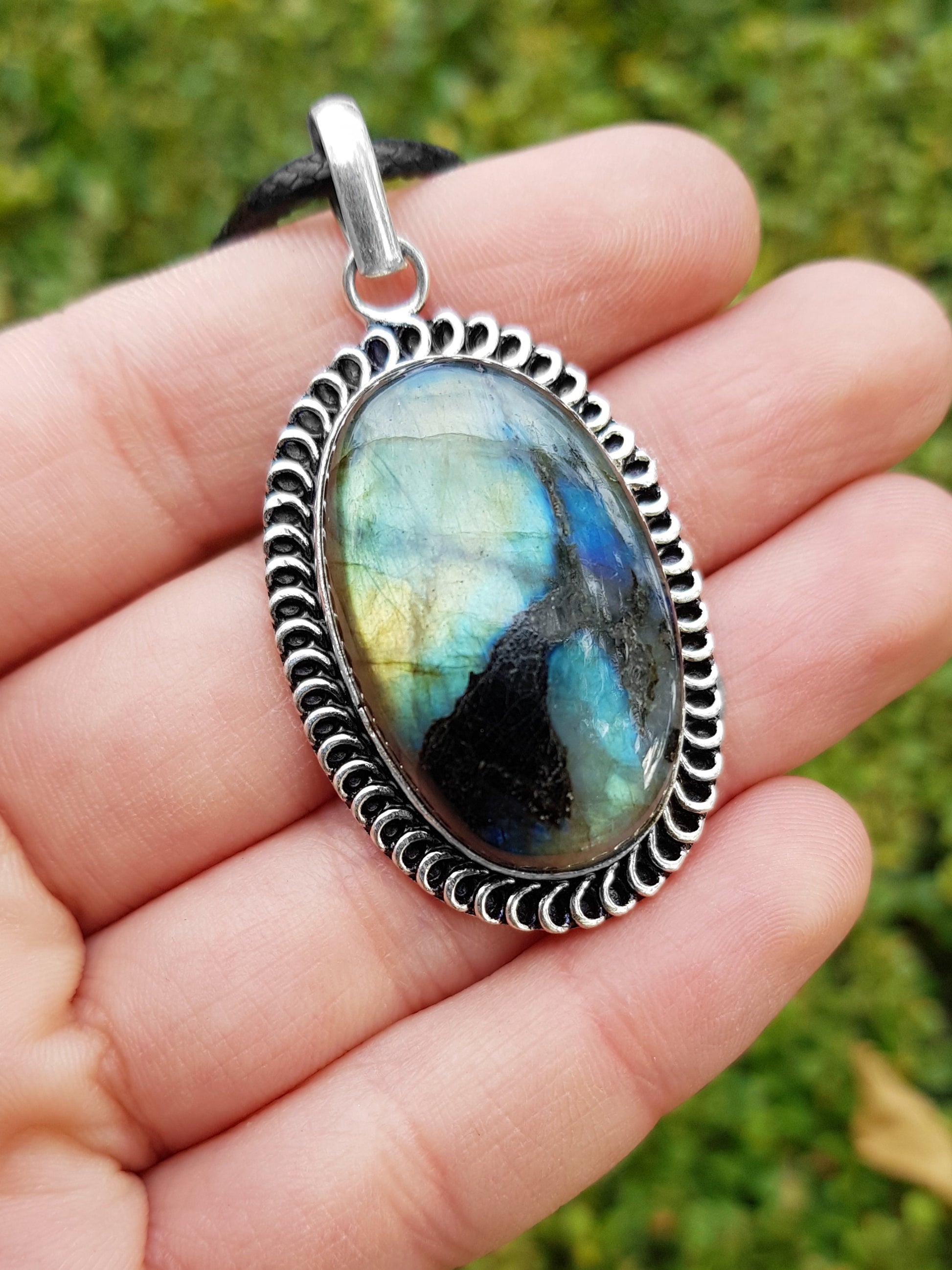 Top Quality Natural Labradorite Pendant In Sterling Silver Statement Pendant