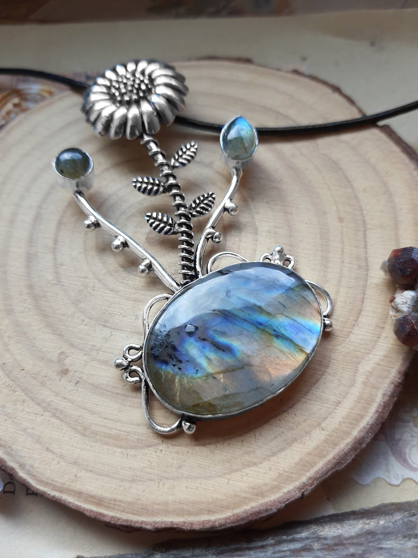 Top Grade Labradorite Necklace In Sterling Silver, Crystal Jewelry , Multi Stone Pendant