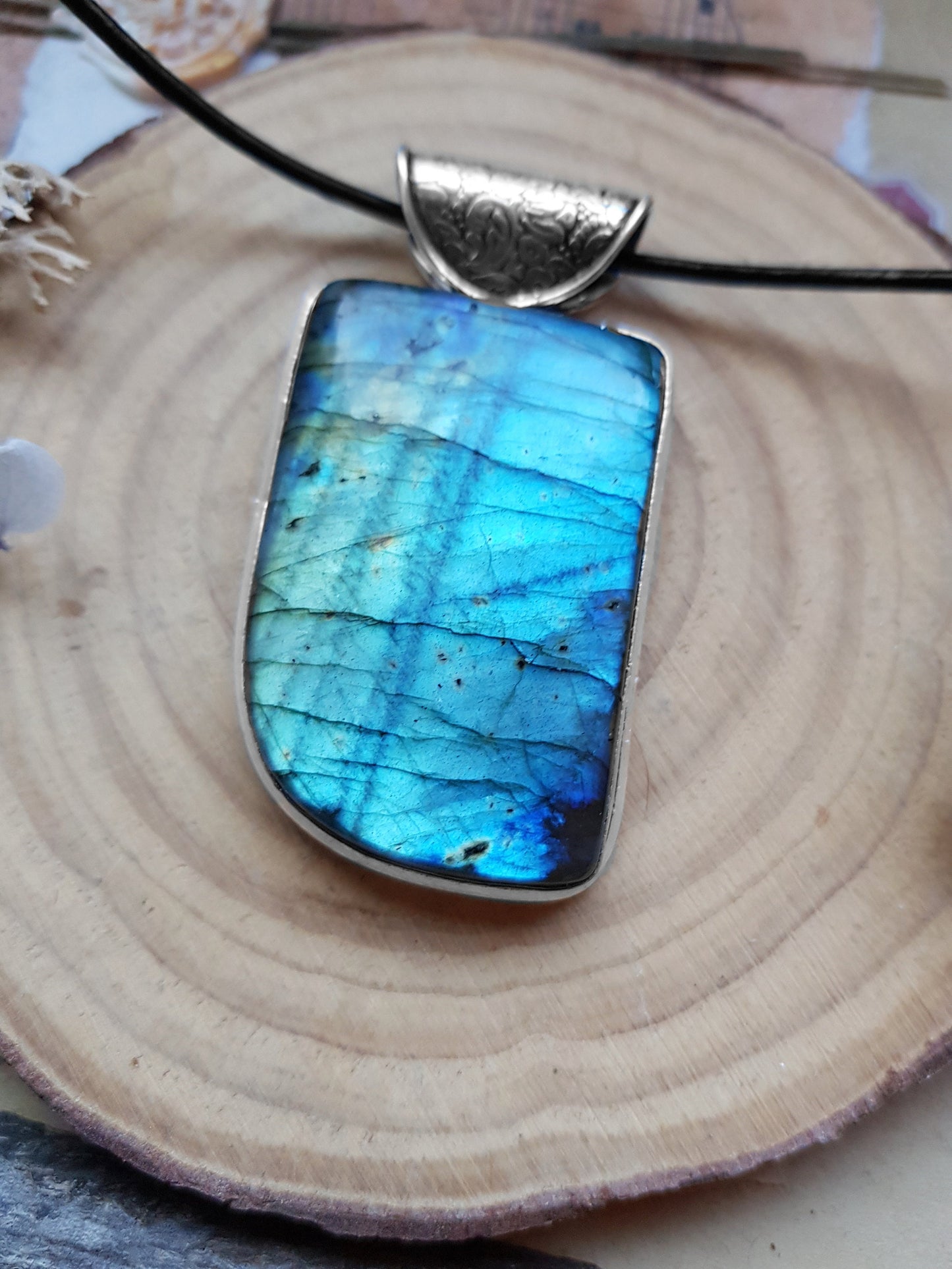 Top Quality Natural Labradorite Pendant In Sterling Silver Statement Pendant
