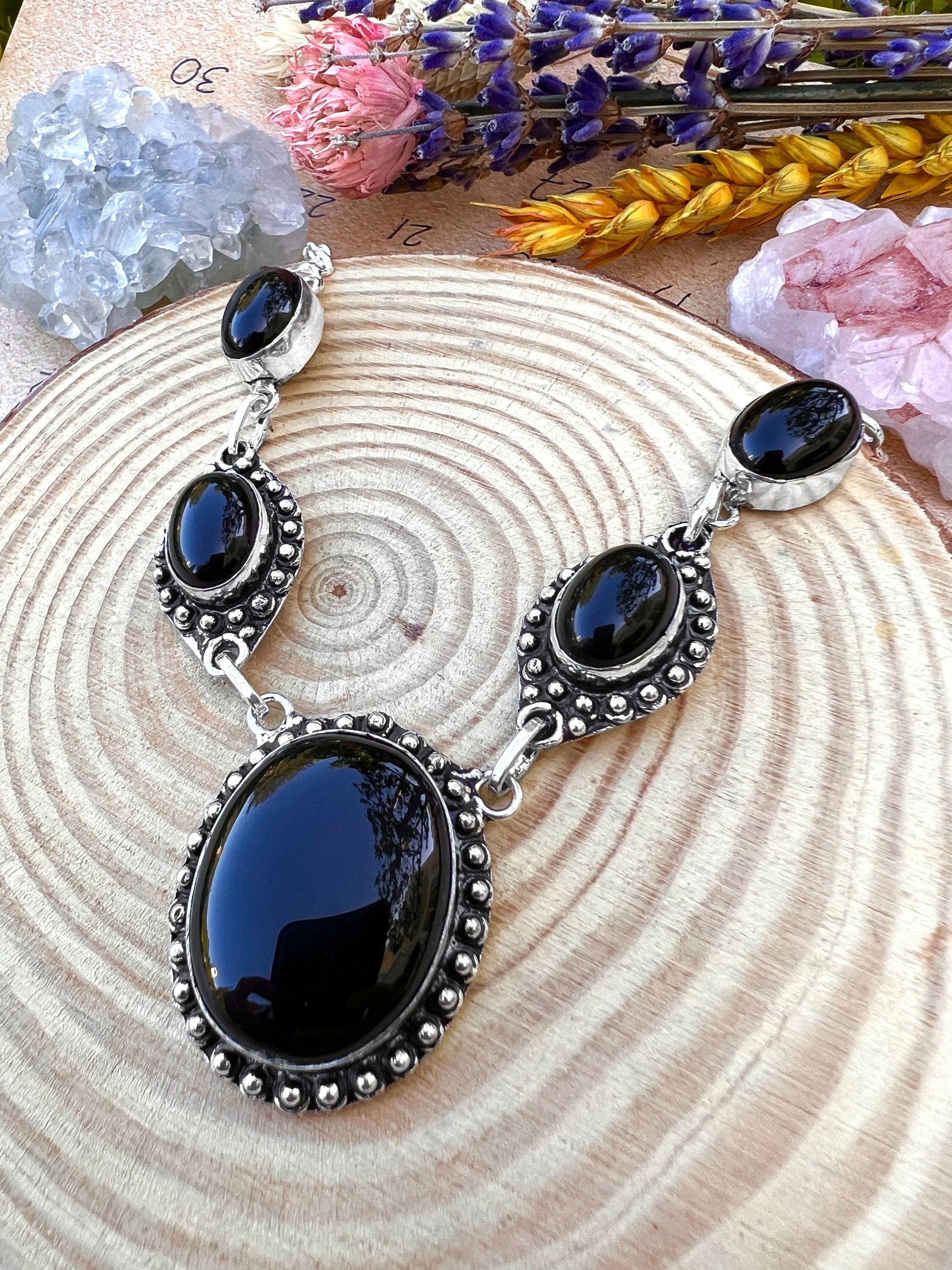 Fashion Onyx Statement Necklace