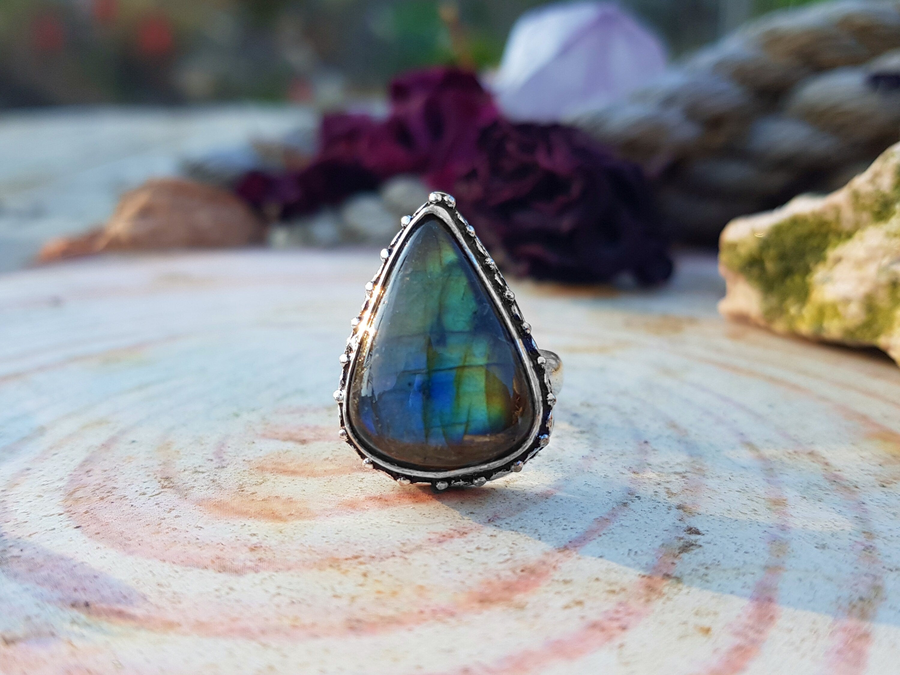 Kite cut blue Labradorite ring vintage rose gold unique engagement rin –  WILLWORK JEWELRY