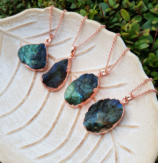 Raw Spectrolite Labradorite Necklace Pure Copper Pendant Electroformed Pendant Gift for Her Unique Jewelry Boho Pendant - LunarGem - Charms & Pendants