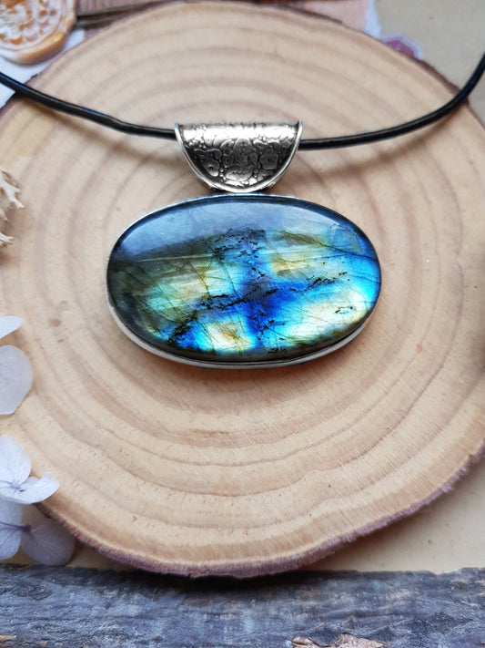 Top Grade Labradorite Pendant In Sterling Silver Statement Pendant Boho Jewellery GypsyJewelry Unique Gift For Women One Of A Kind Jewellery - LunarGem - 