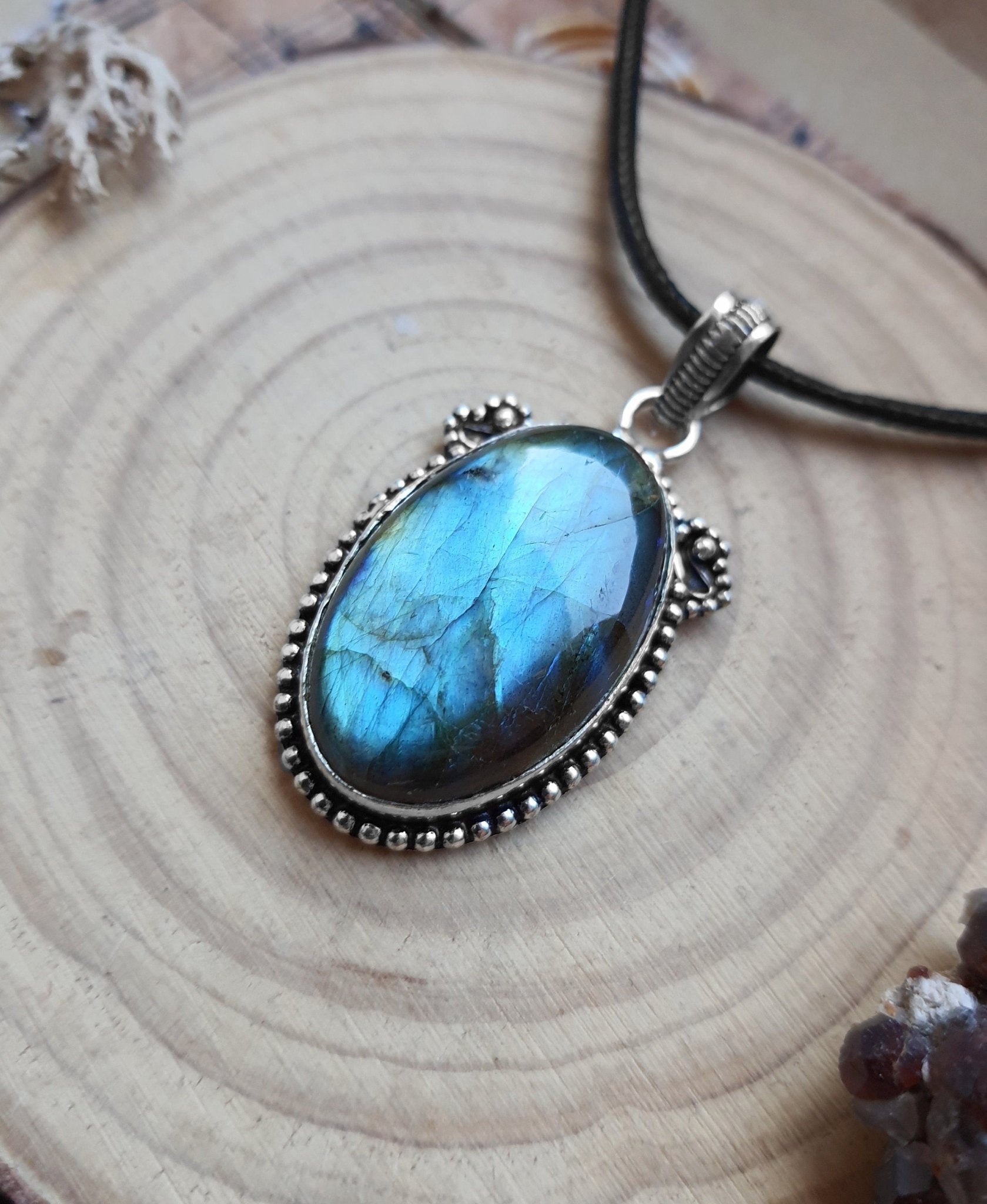 Top Quality Natural Labradorite Pendant In Sterling Silver Statement Pendant - LunarGem - 