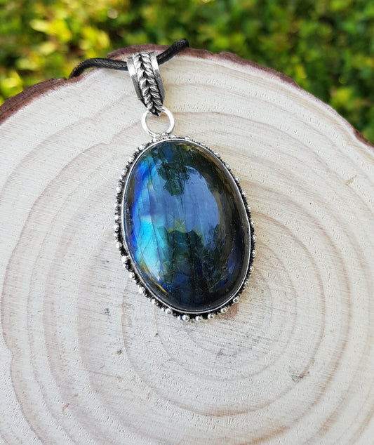 Ver Dark Labradorite Necklace In Sterling Silver Gemstone Pendant Boho Necklace Unique Gift One Of A Kind Jewelry - LunarGem - 